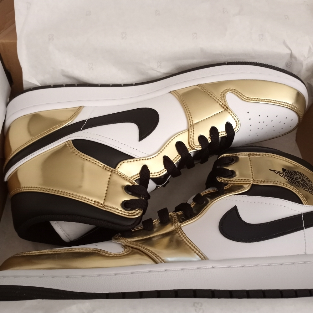 Jordans - Picture 10 of 16